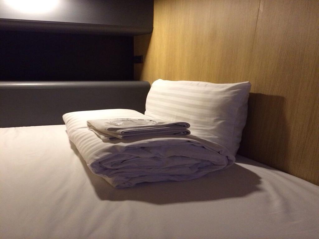 Hotel Mybed Ratchada Bangkok Exterior foto